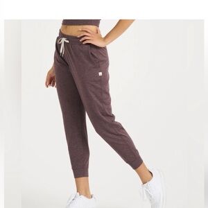 Vuori Performance Jogger in Smoked Plum Heather - small - excellent condition